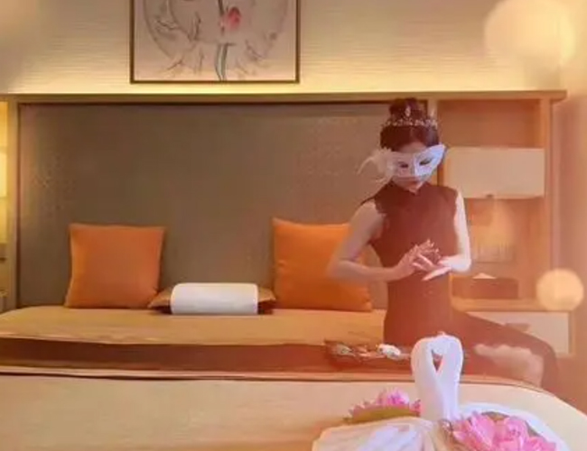 我在上海黄浦体验了下高端男士按摩spa会馆，私人会所花样超多